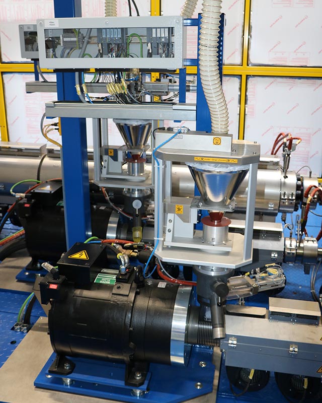 Direct drive for worm drive